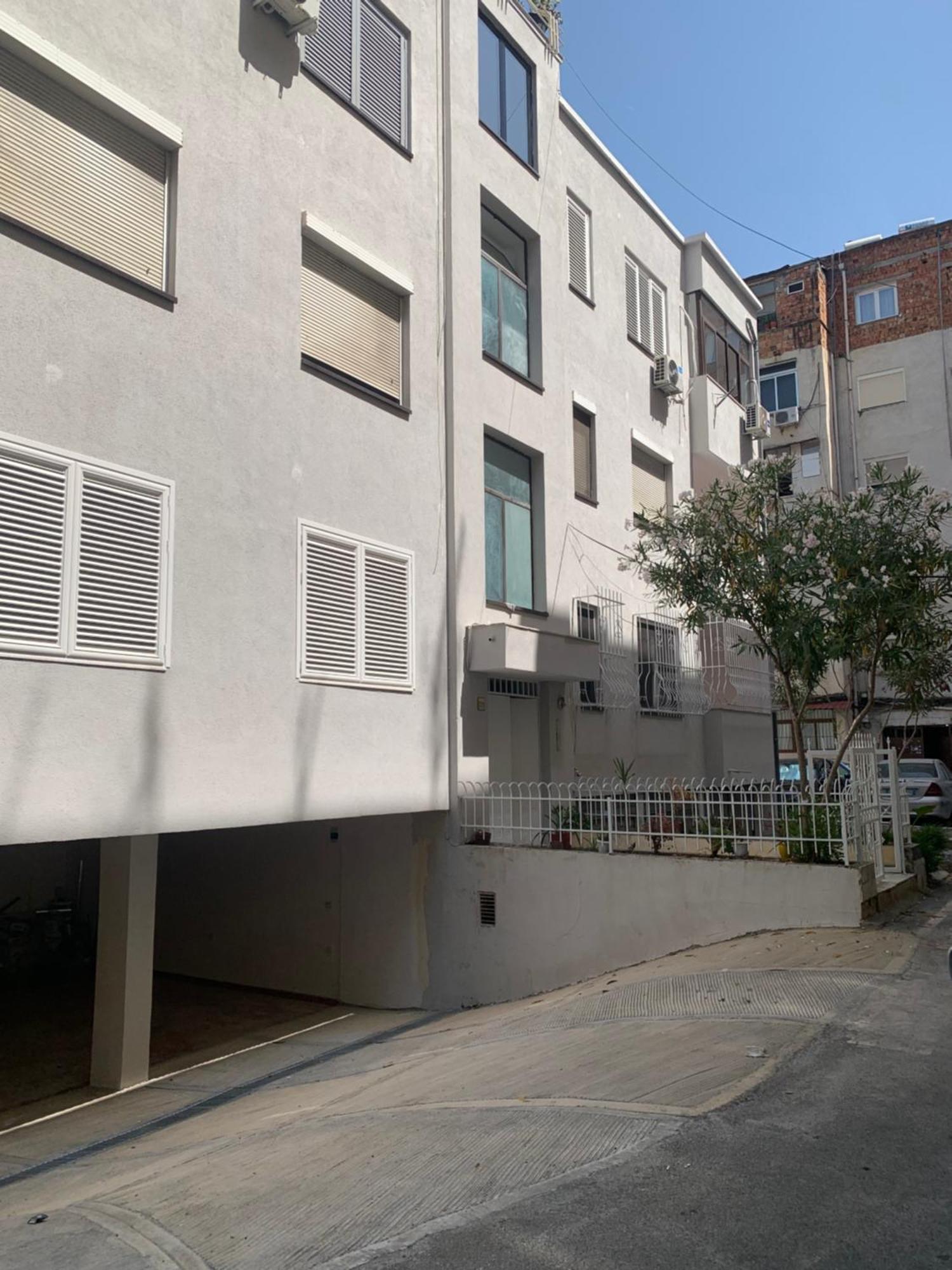 Nazari Apartment 2 Tiranë Ngoại thất bức ảnh